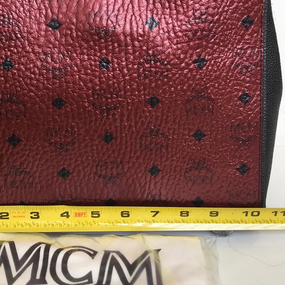 💜 SOLD💜 MCM shoulder Bag - Picture 7 of 8